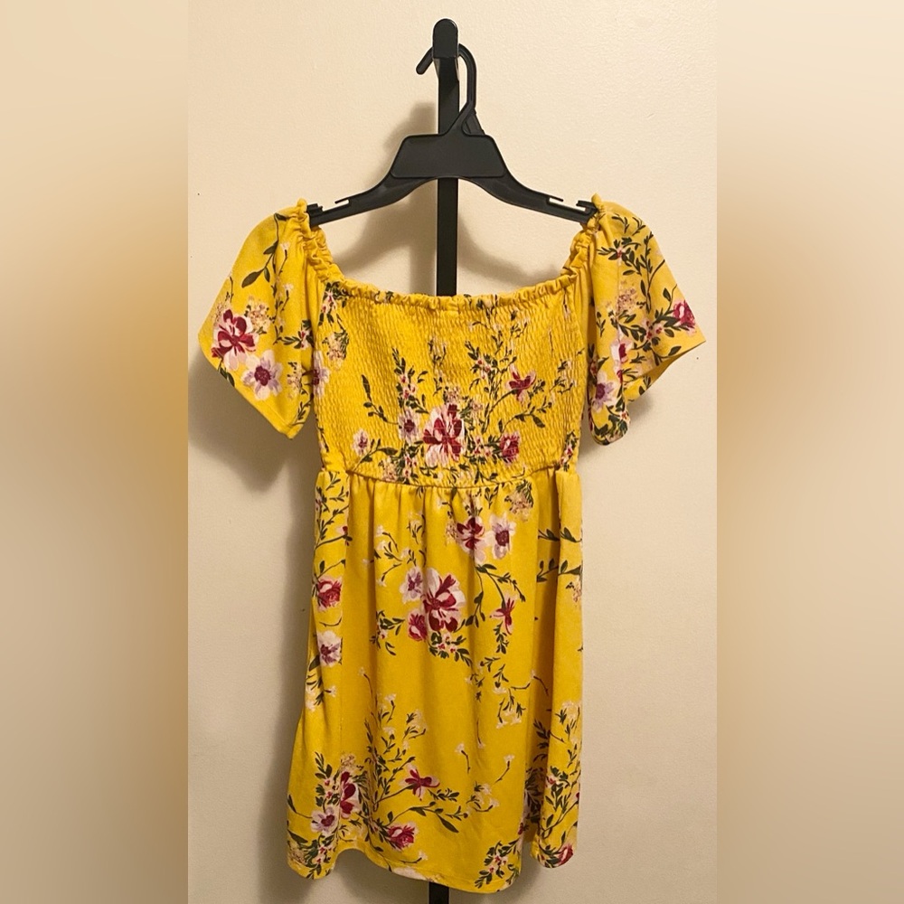 Xhilaration Streth Golden Yellow Floral Dress - Size Small - Juniors